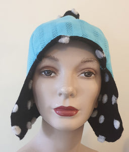 Black and White bobbly Stokie (turquoise lining)