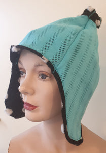 Black and White bobbly Stokie (turquoise lining)